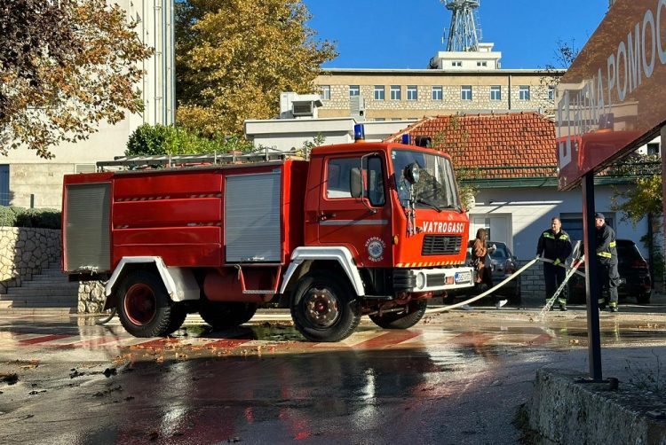Vrijedni vatrogasci u Grudama brinu o čistoći grada