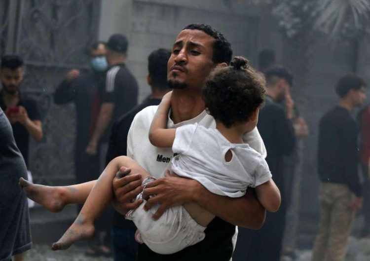 Izraelska vojska otvorila humanitarni koridor za bijeg civila sa sjevera na jug Gaze