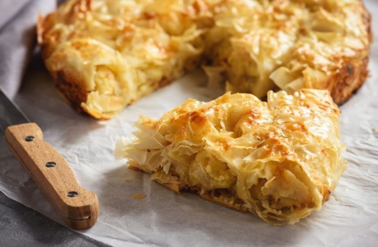 Ručak bez trgovine: Recept za slasnu pitu koja nastaje od tri sastojka