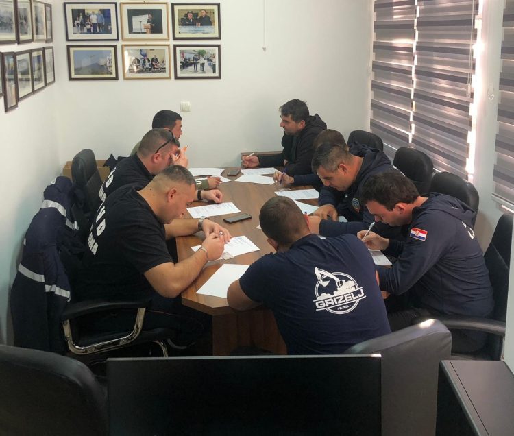 U Grudama održan ispit za dobrovoljne vatrogasce