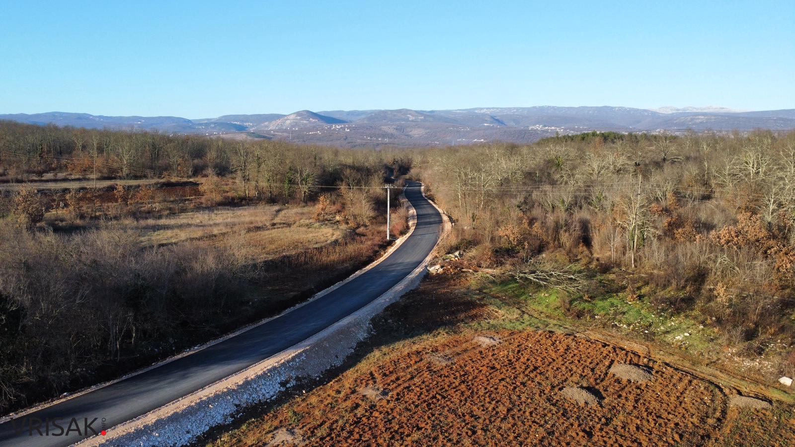 Široki Brijeg: Asfaltirana dionica Trn-Bilušine-Mokro