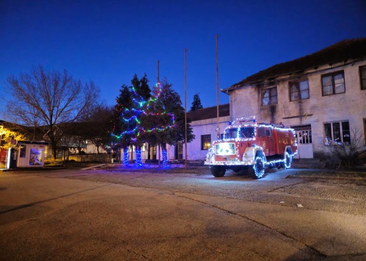 Neobični i lijepi božićni ugođaj na Kočerinu