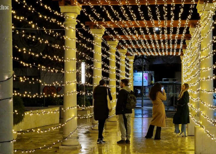 Sjajnim koncertom Vanna otvorila večernji program “Adventa u Mostaru”