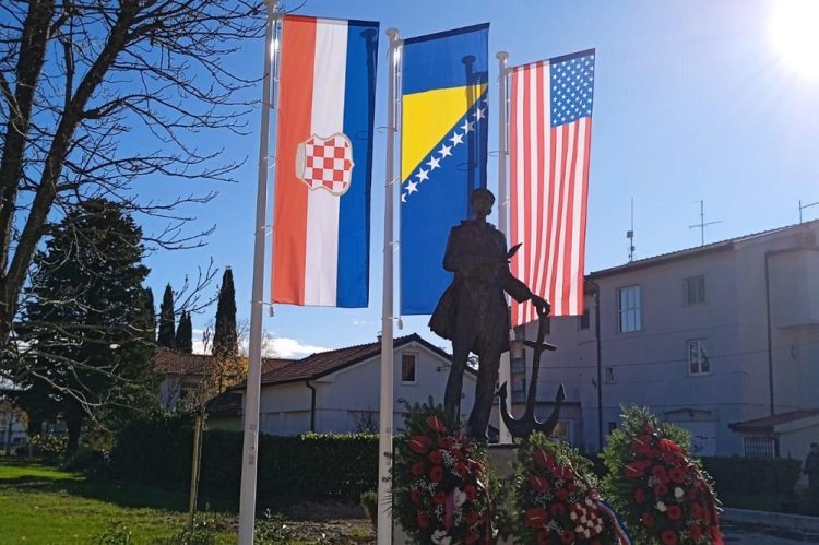 Američki vojni heroj Petar Herceg vraćen u Ljubuški