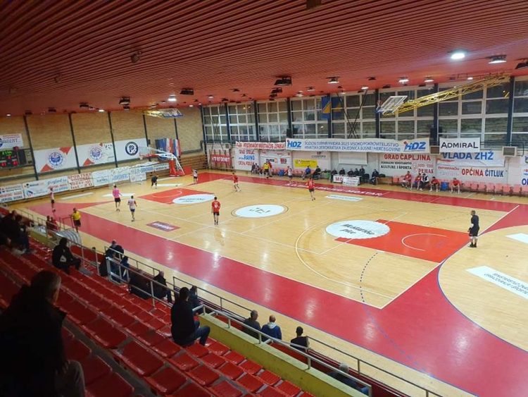 Božićni turnir u Mostaru stigao do četvrtfinala