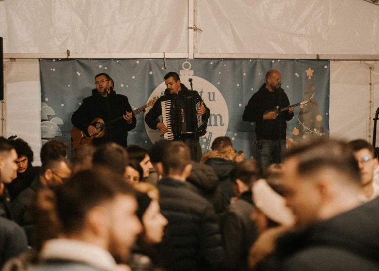 Pogledajte kako je bilo na prvoj večeri “Što ti možeš učiniti za Božić”