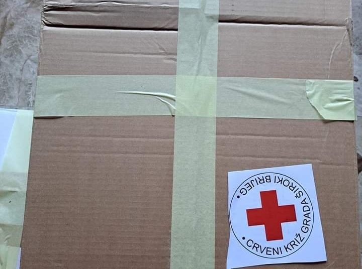 Crveni križ: Podijeljeni paketi potrebitim obiteljima u Širokom Brijegu