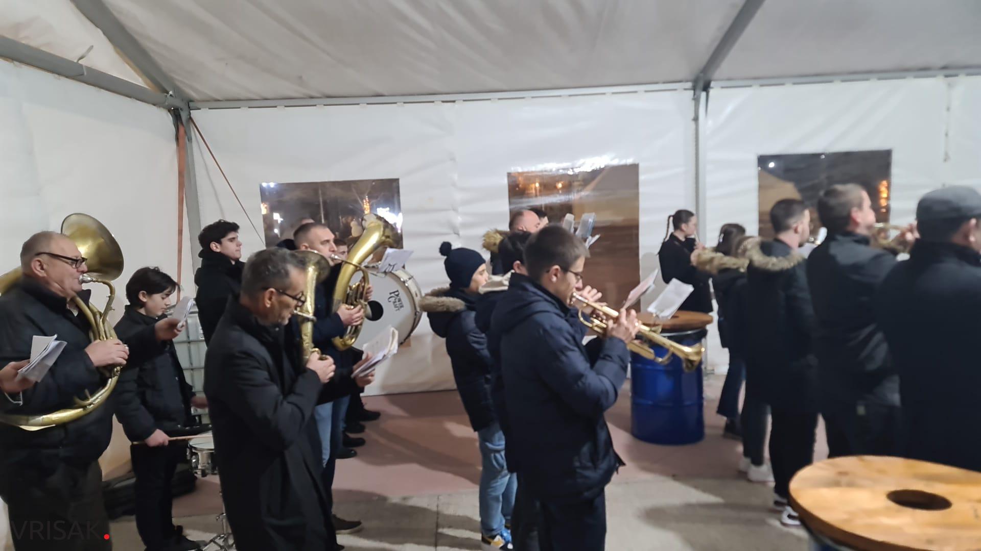 Svečano otvoren Advent u Širokom