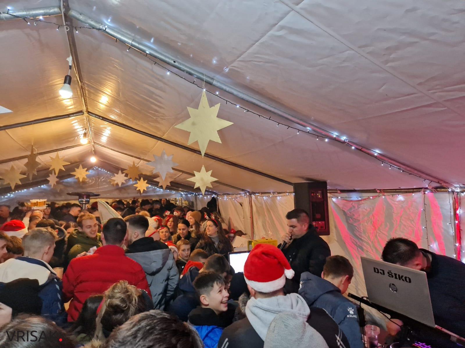 Pogledajte atmosferu na Adventu u Turčinovićima