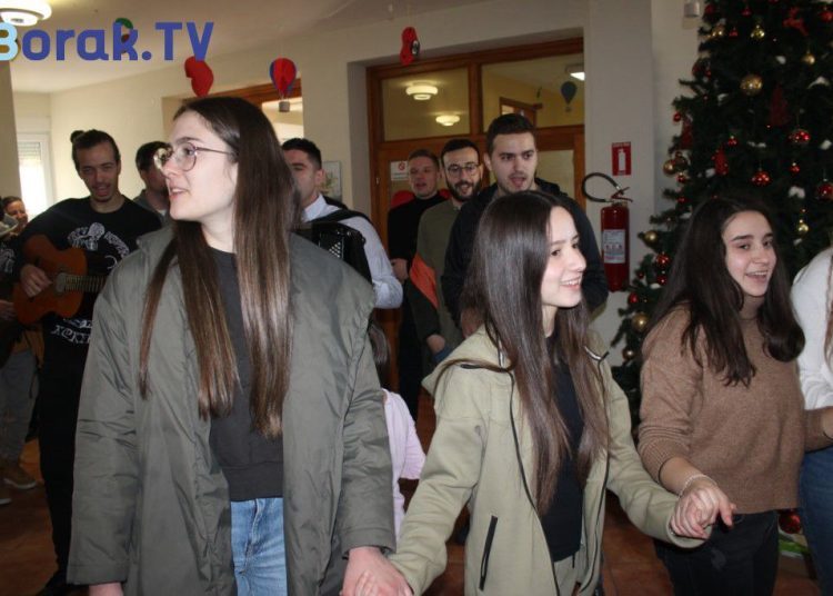 Mladi iz Turčinovića donirali 32.860 KM za Dom “Marija naša nada”