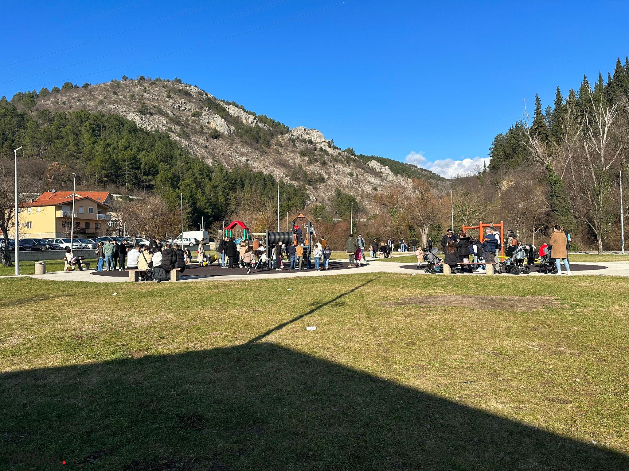 Dječji doček Nove godine razveselio najmlađe Širokobriježane