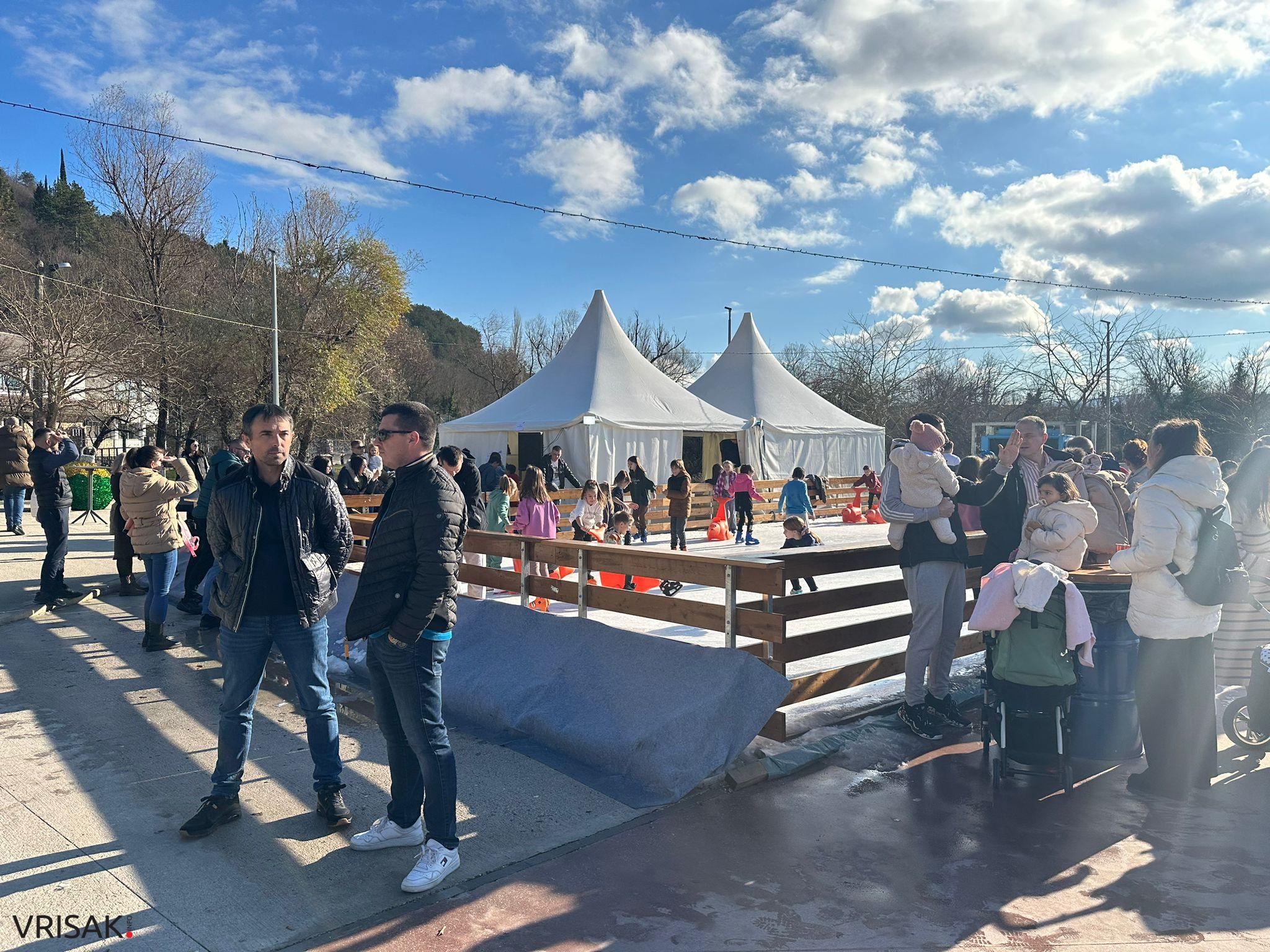 Dječji doček Nove godine razveselio najmlađe Širokobriježane