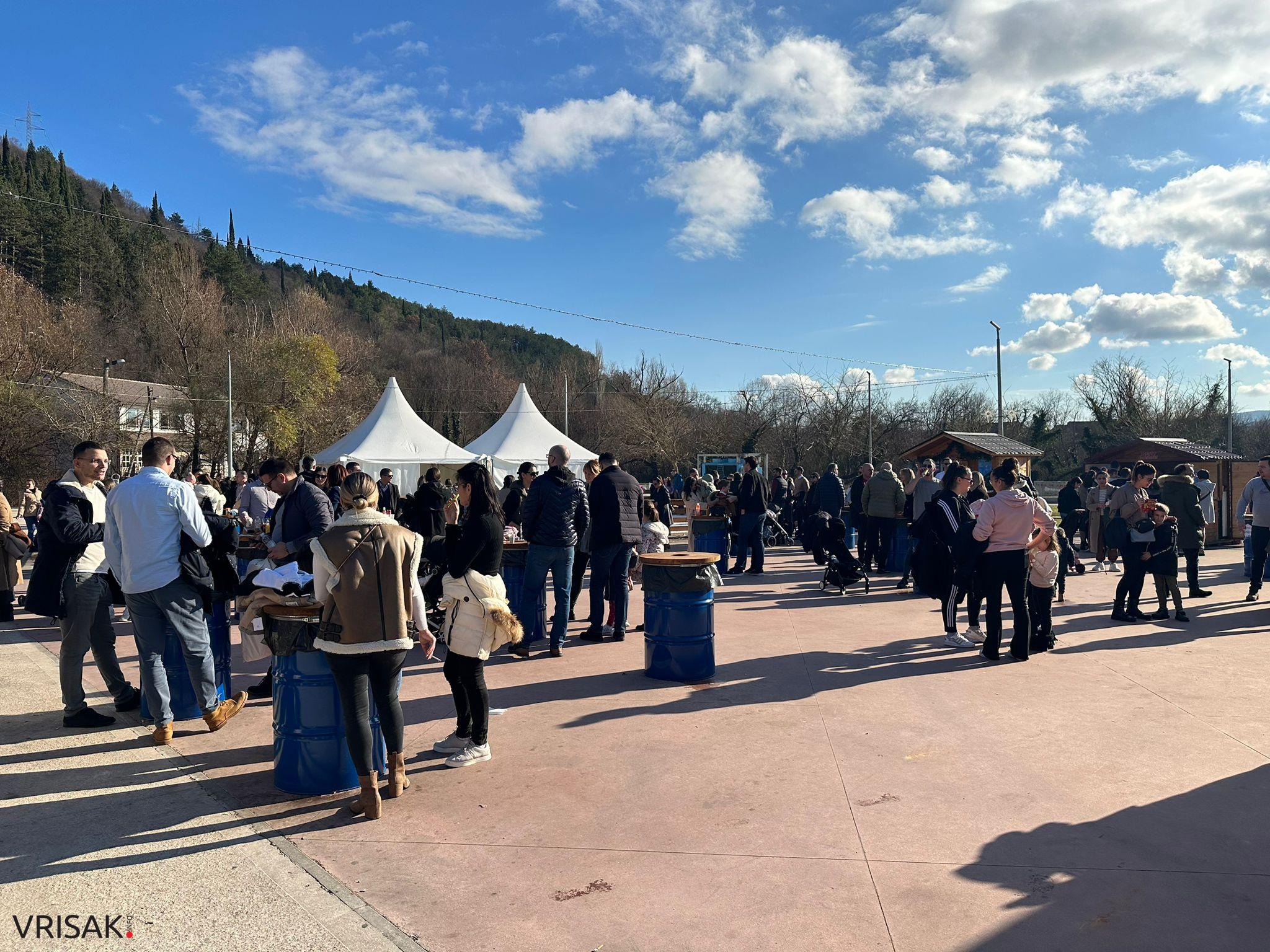 Dječji doček Nove godine razveselio najmlađe Širokobriježane