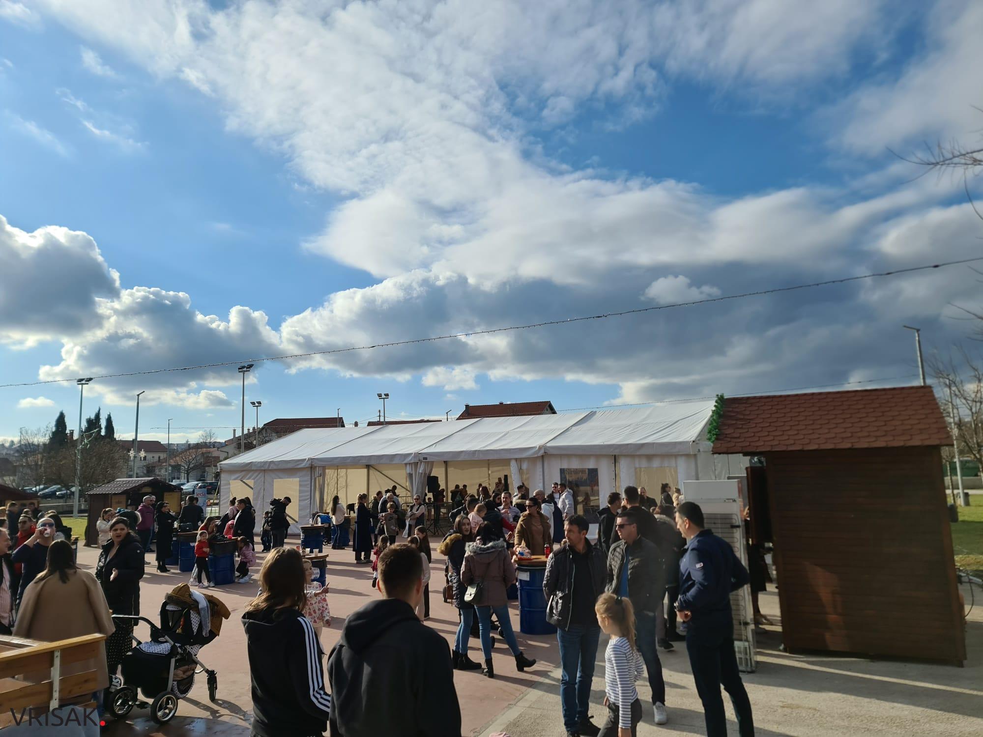 Dječji doček Nove godine razveselio najmlađe Širokobriježane