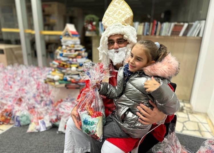 Sveti Nikola darivao najmlađe Širokobriježane