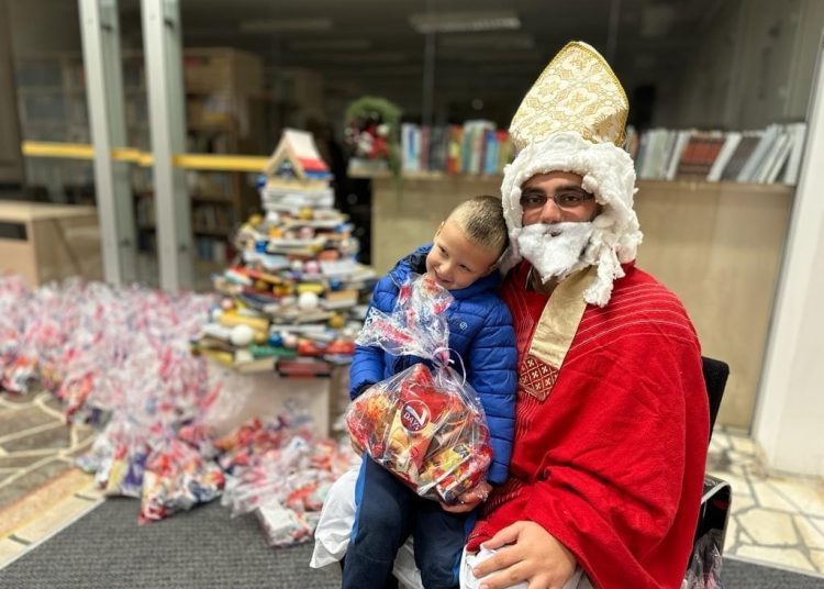 Sveti Nikola darivao najmlađe Širokobriježane