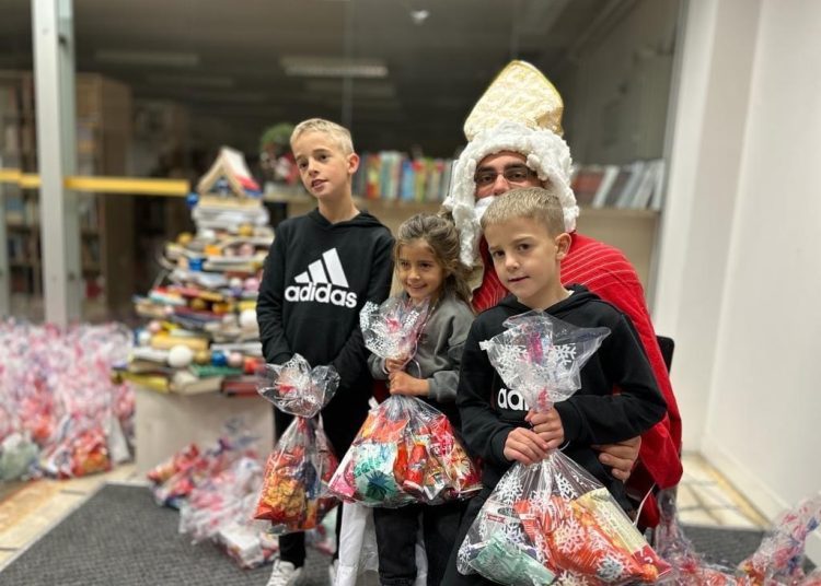 Sveti Nikola darivao najmlađe Širokobriježane