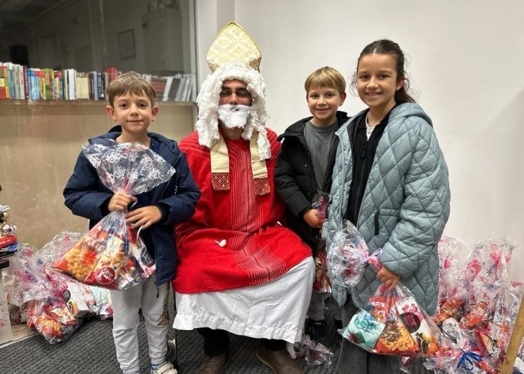 Sveti Nikola darivao najmlađe Širokobriježane