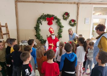 Ljubuški: Sveti Nikola posjetio dječje vrtiće