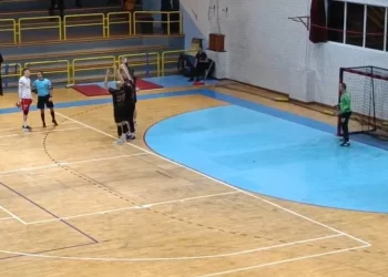Kakva majstorija: Rukometaš Izviđača postigao gol kakav se ne viđa često i to nakon isteka vremena
