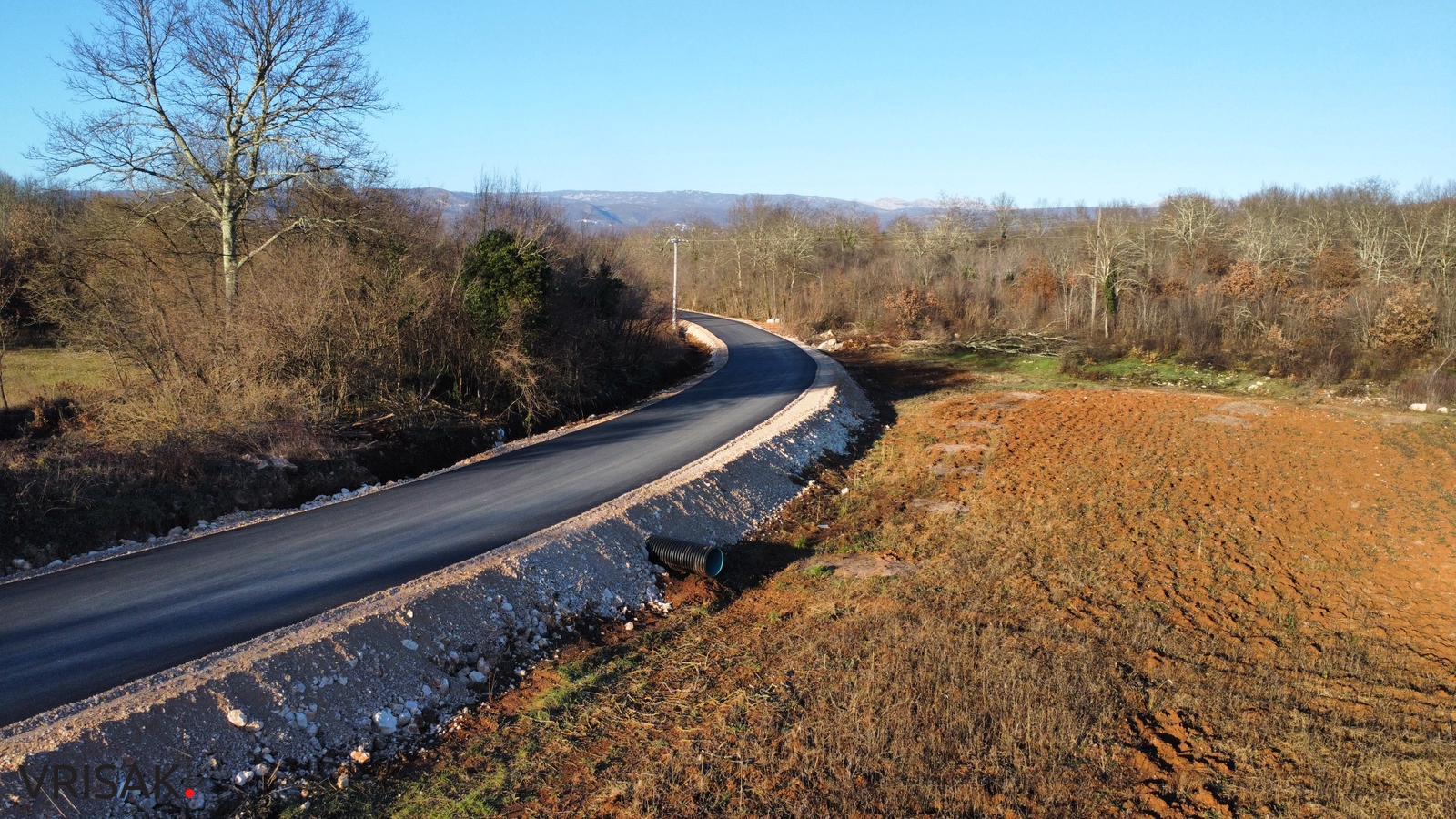 Široki Brijeg: Asfaltirana dionica Trn-Bilušine-Mokro