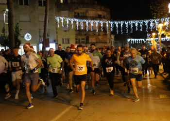 Ljubuški: Više od stotinu natjecatelja sudjelovalo na adventskoj noćnoj utrci