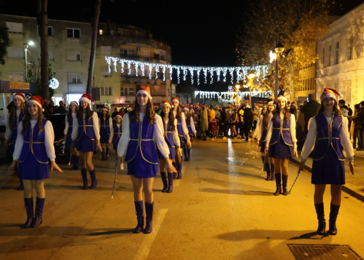 Ljubuški: Više od stotinu natjecatelja sudjelovalo na adventskoj noćnoj utrci