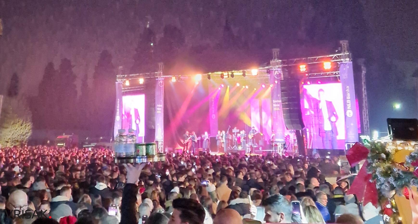 Mostar u Novu godinu uveo Željko Joksimović (VIDEO)