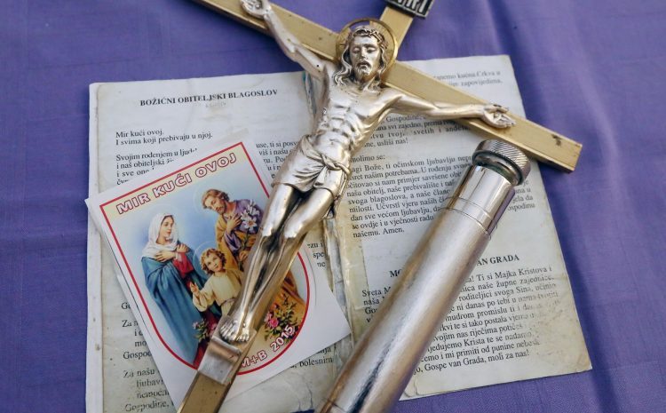 U tijeku je blagoslov kuća i obitelji – ovo je 6 najvažnijih stvari koje trebate znati o njemu