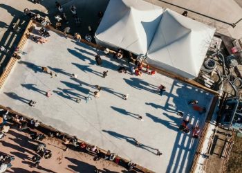 Sunčan dan idealan je za posjet Adventu u Širokom