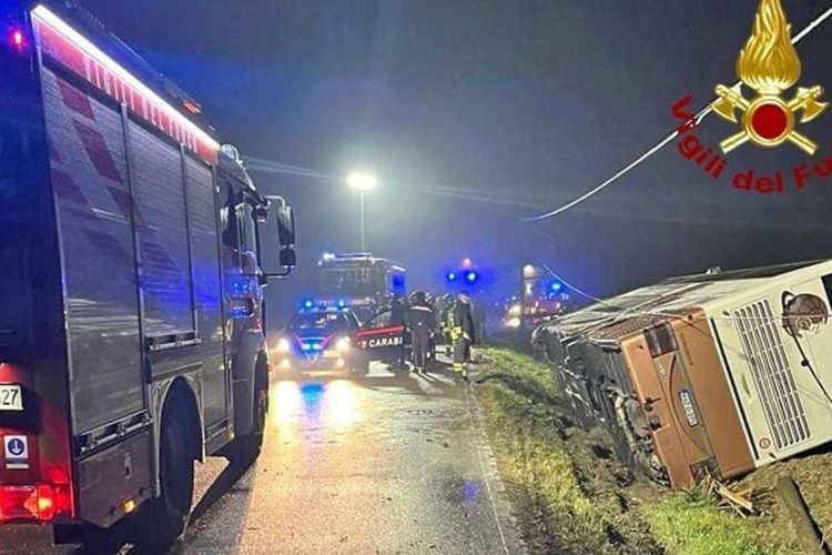 Autobus s turistima iz BiH se prevrnuo kod Venecije, ozlijeđeno 10 osoba