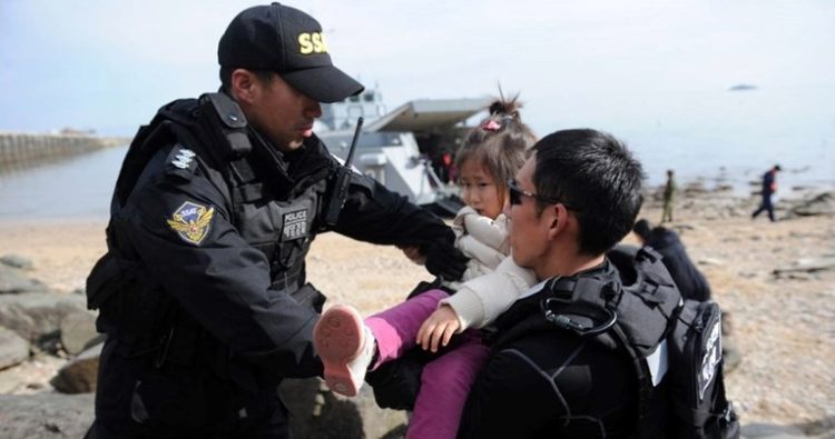 Sjeverna Koreja ispalila više od 200 granata, Južna Koreja evakuira dva otoka