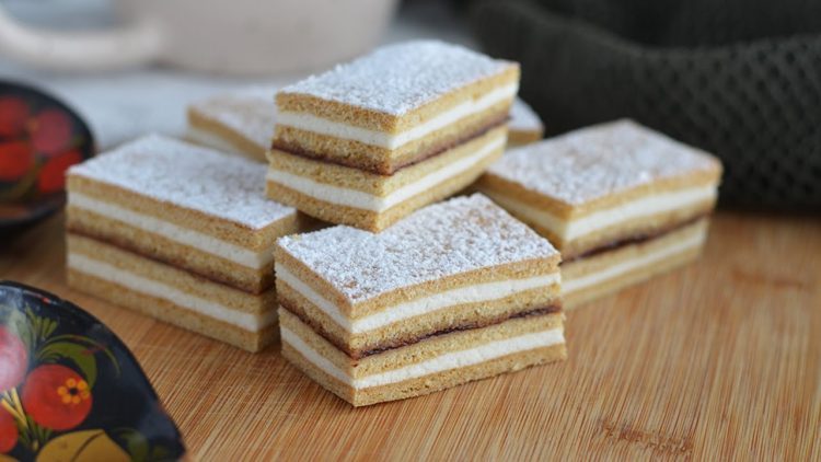 Medena Kata, starinski kolač, savršen za svaku priliku