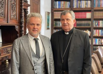 Veleposlanik Sattler posjetio nadbiskupa Vukšića