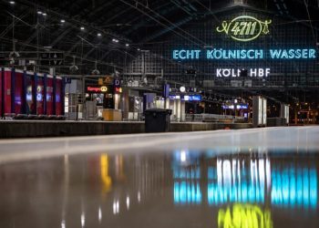 Njemačka: Strojovođe počeli trodnevni štrajk, željeznički promet gotovo zaustavljen