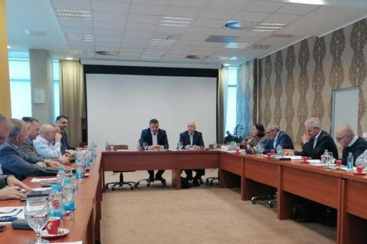 Poslodavci u Republici Srpskoj traže suspenziju odluke o minimalcu