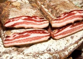 Nutricionsti tvrde: Slanina je zdrava! Evo i zašto!