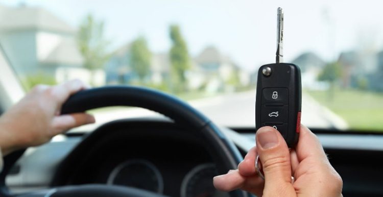 Evo što trebate napraviti ako se daljinski ključ automobila isprazni