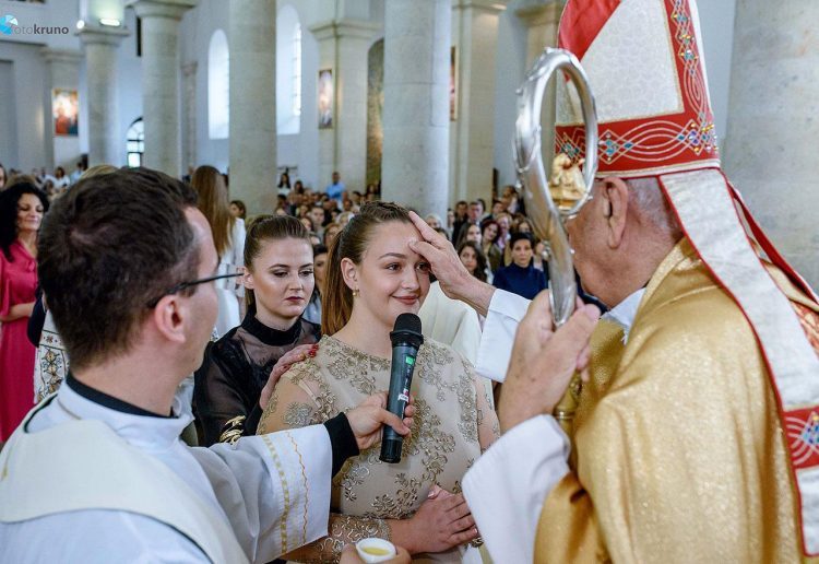 Evo kad su krizme u Hercegovini