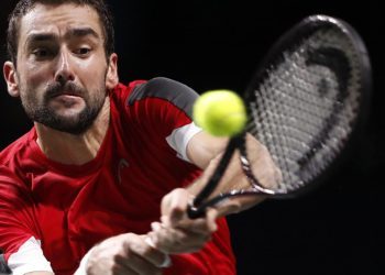 Čilić vodio 6:3 i 5:2 i na kraju izgubio u povratničkom meču