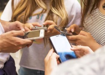 Muškarci stariji od 25 otkrili što im smeta kod mlađe generacije