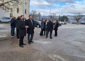 Predrag Čović s ministrima obišao zgradu Gimnazije u Širokom Brijegu