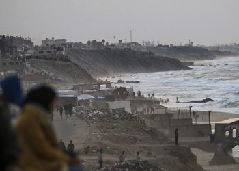 Macron: Francuska bi mogla priznati Palestinu, dugujemo im to