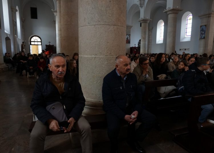 Pogledajte kako su Prva i Druga osnovna škola obilježile tužnu obljetnicu u Širokom Brijegu