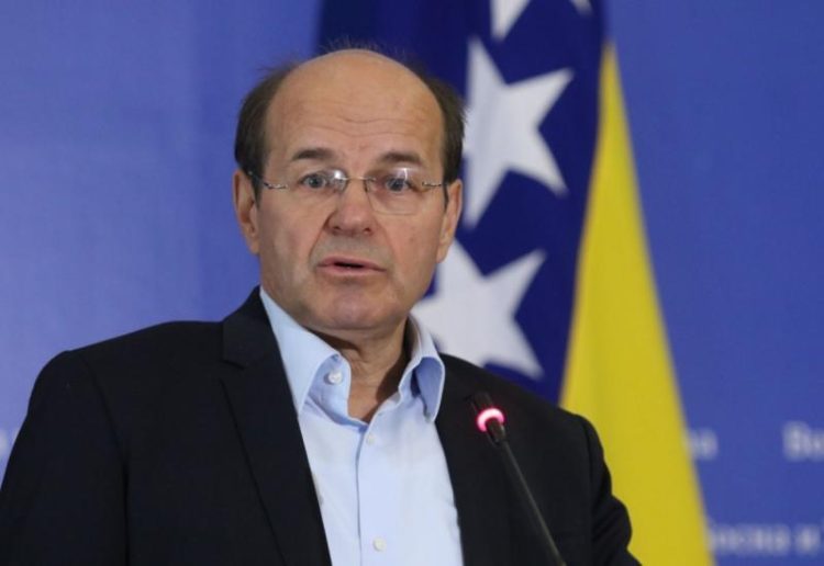 Adil Osmanović napustio SDA