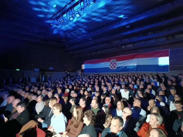 U Žepču osnovan Hrvatski demokratski savez, Ivo Tadić izabran za predsjednika