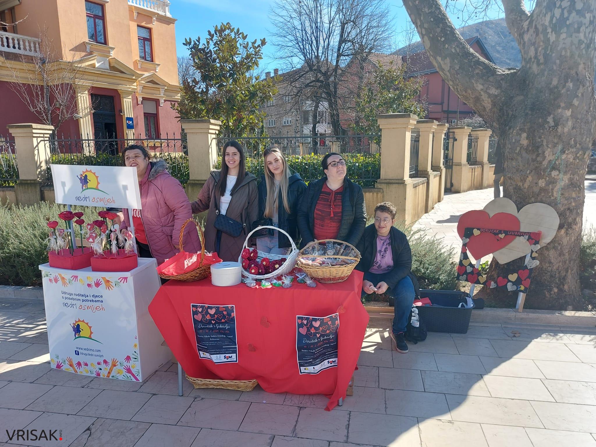Mostar: Udruga “Vedri osmijeh” prodajom ručnih radova obilježava ljubav i zajedništvo