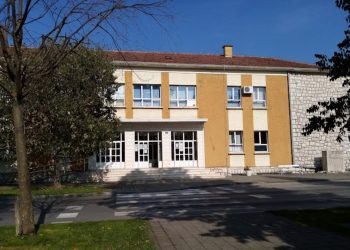 Ljubuški: Učenik upotrijebio suzavac na nastavi