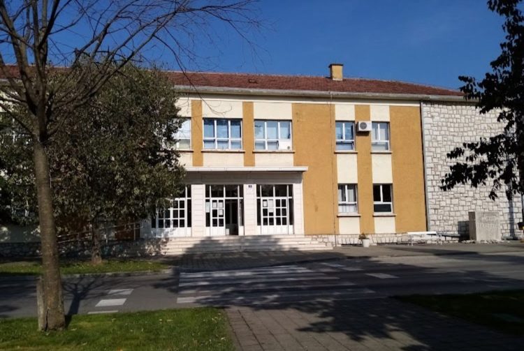Ljubuški: Učenik upotrijebio suzavac na nastavi