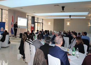Gospodarstvenicima predložen radni materijal novog Zakona o srednjem strukovnom obrazovanju i obuci u Županiji Zapadnohercegovačkoj